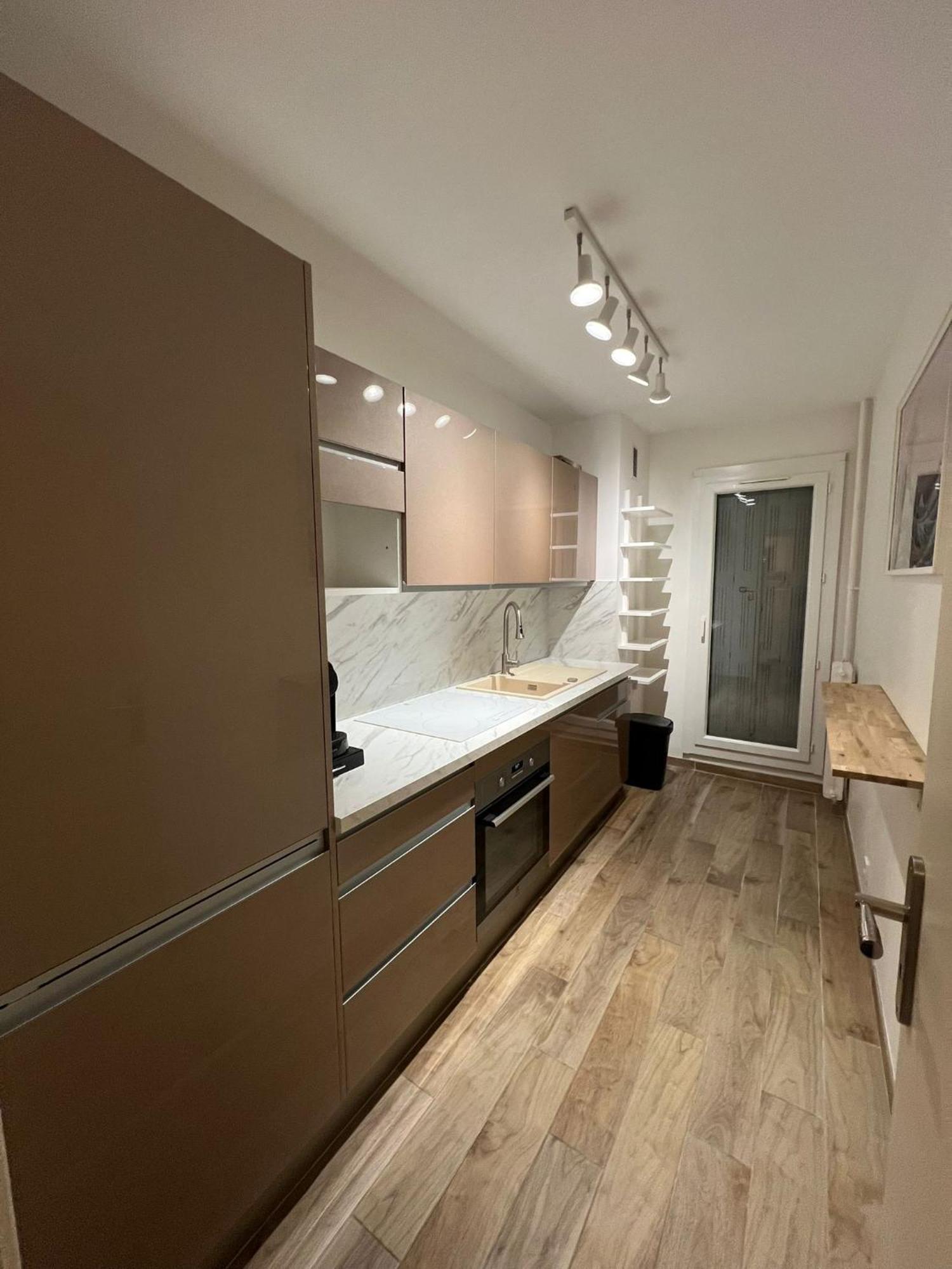 Appartement Grand Appart Climatise Avec Parking